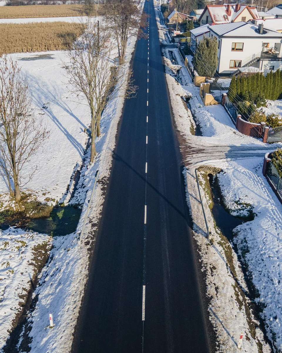 Országút télen online puzzle