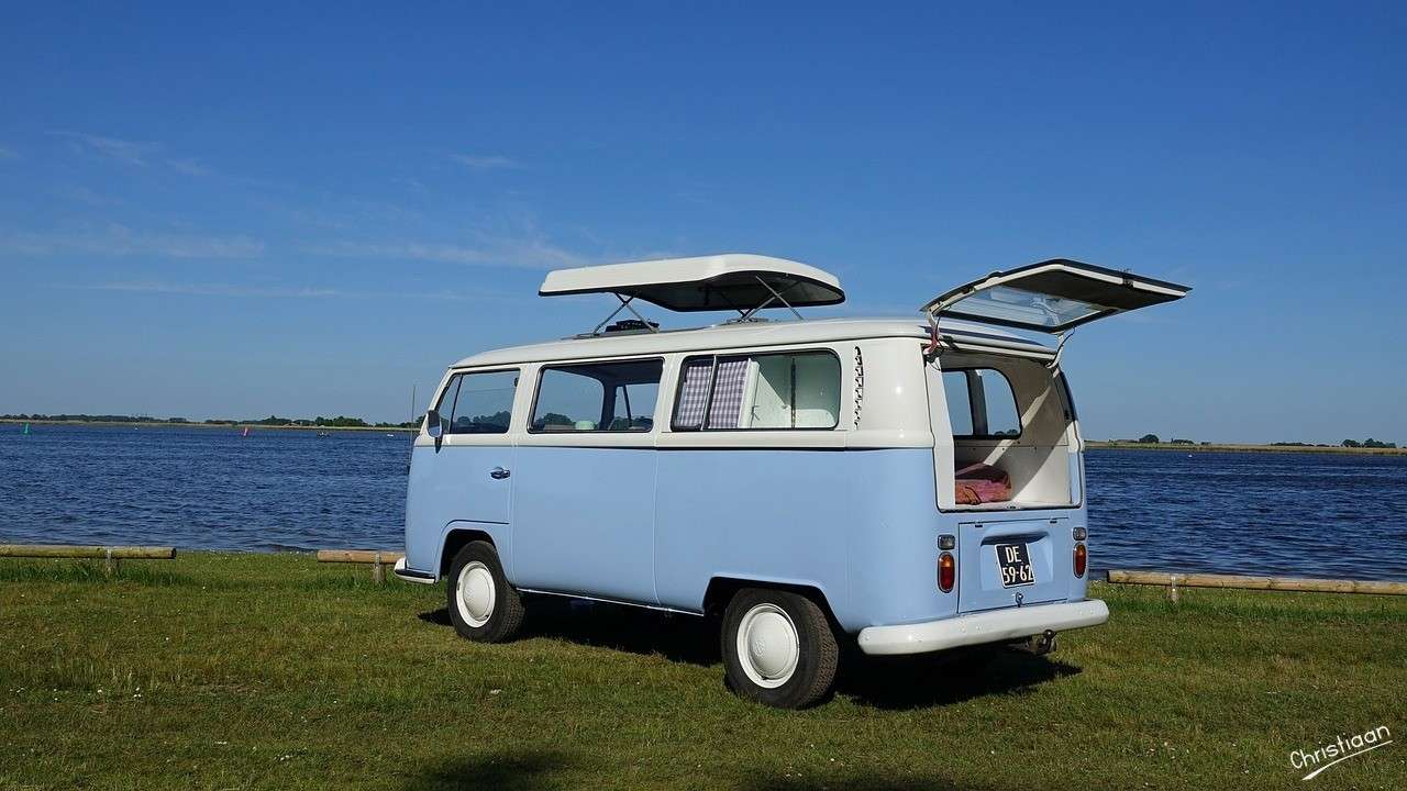 Régi furgon, Volkswagen, Oldtimer. kirakós online