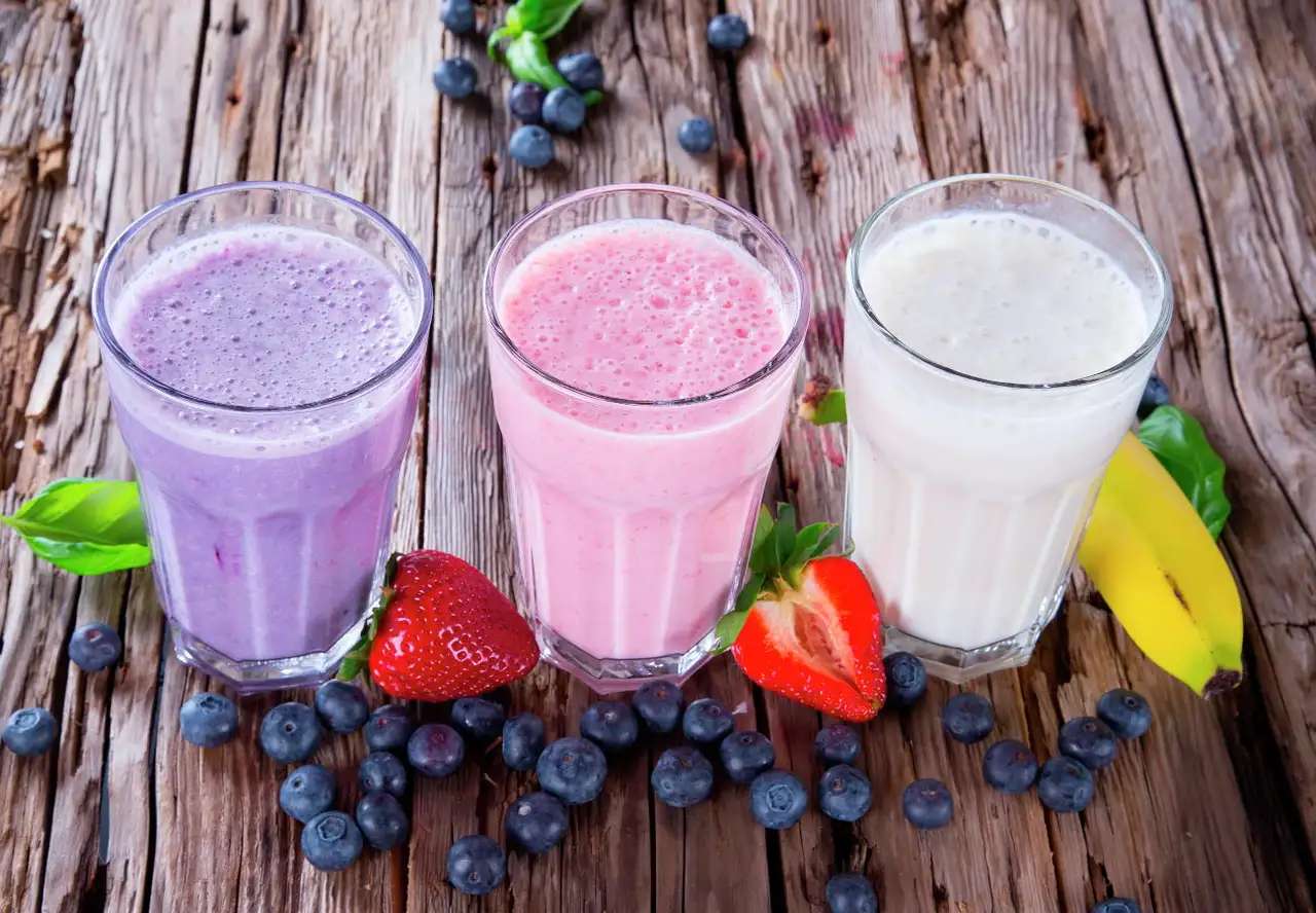 フルーツとミルクのカクテル オンラインパズル