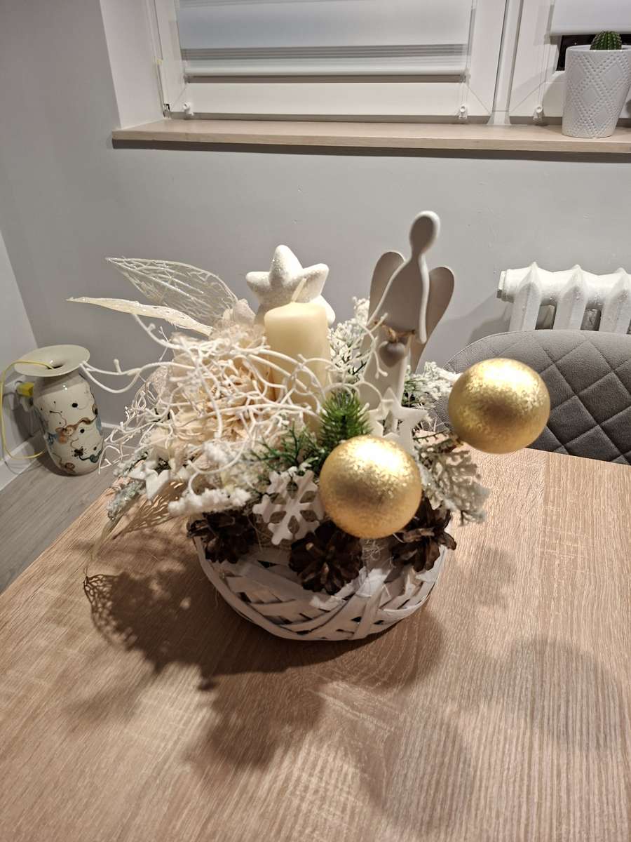 stroik świąteczny z aniołem puzzle online