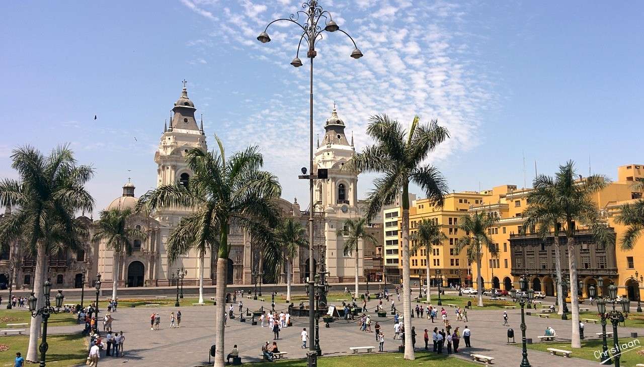 Lima, Peru, Plaza de armas. puzzle online