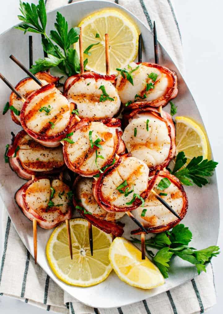 Scoici învelite în bacon la grătar puzzle online