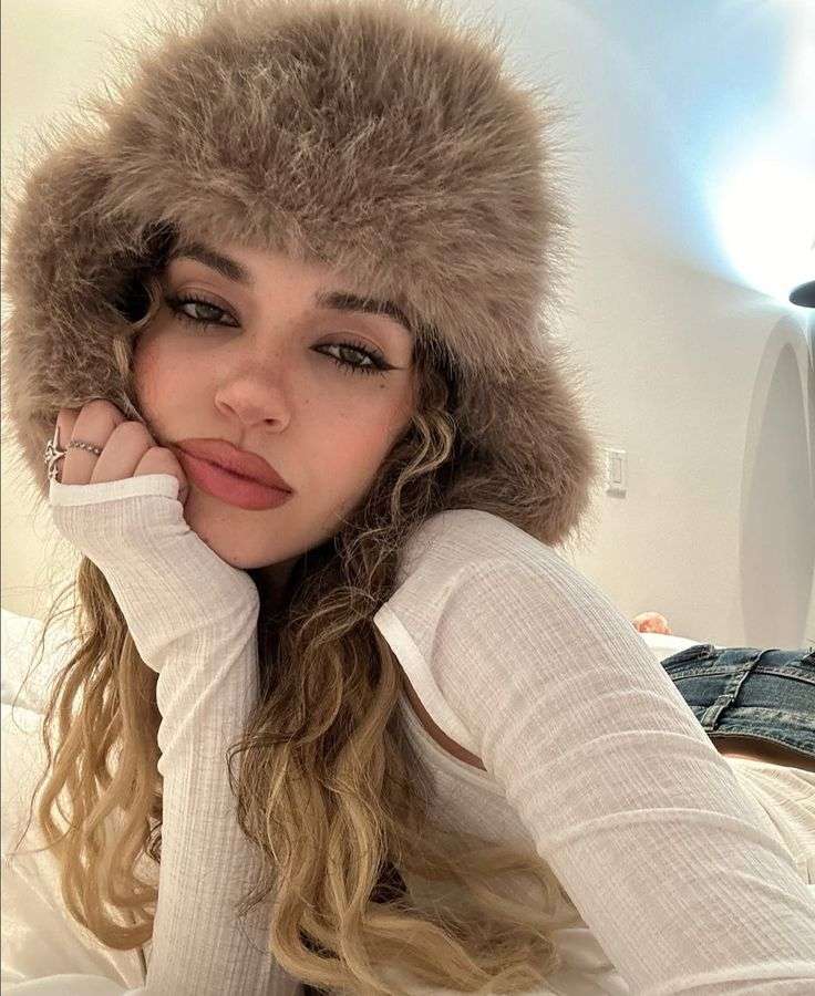 ダニエラ・カツェイ ジグソーパズルオンライン