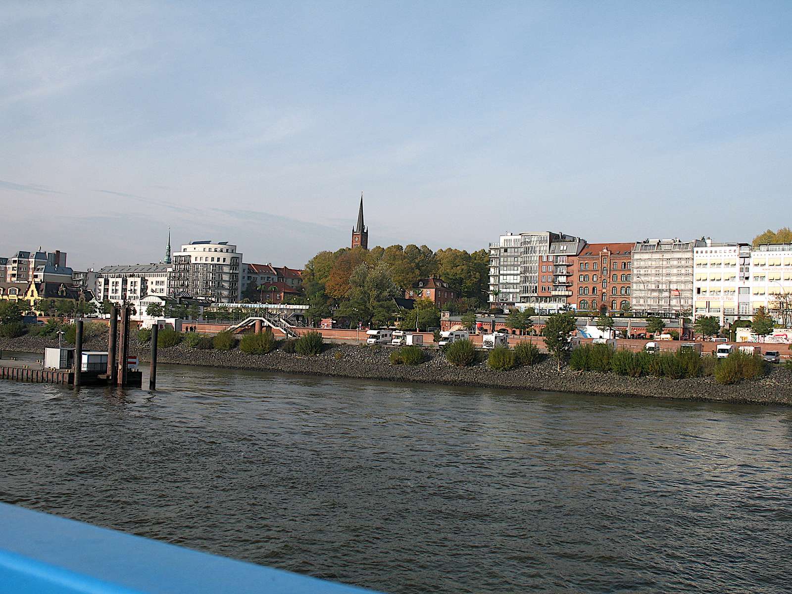 Prohlídka hamburského přístavu -1- online puzzle