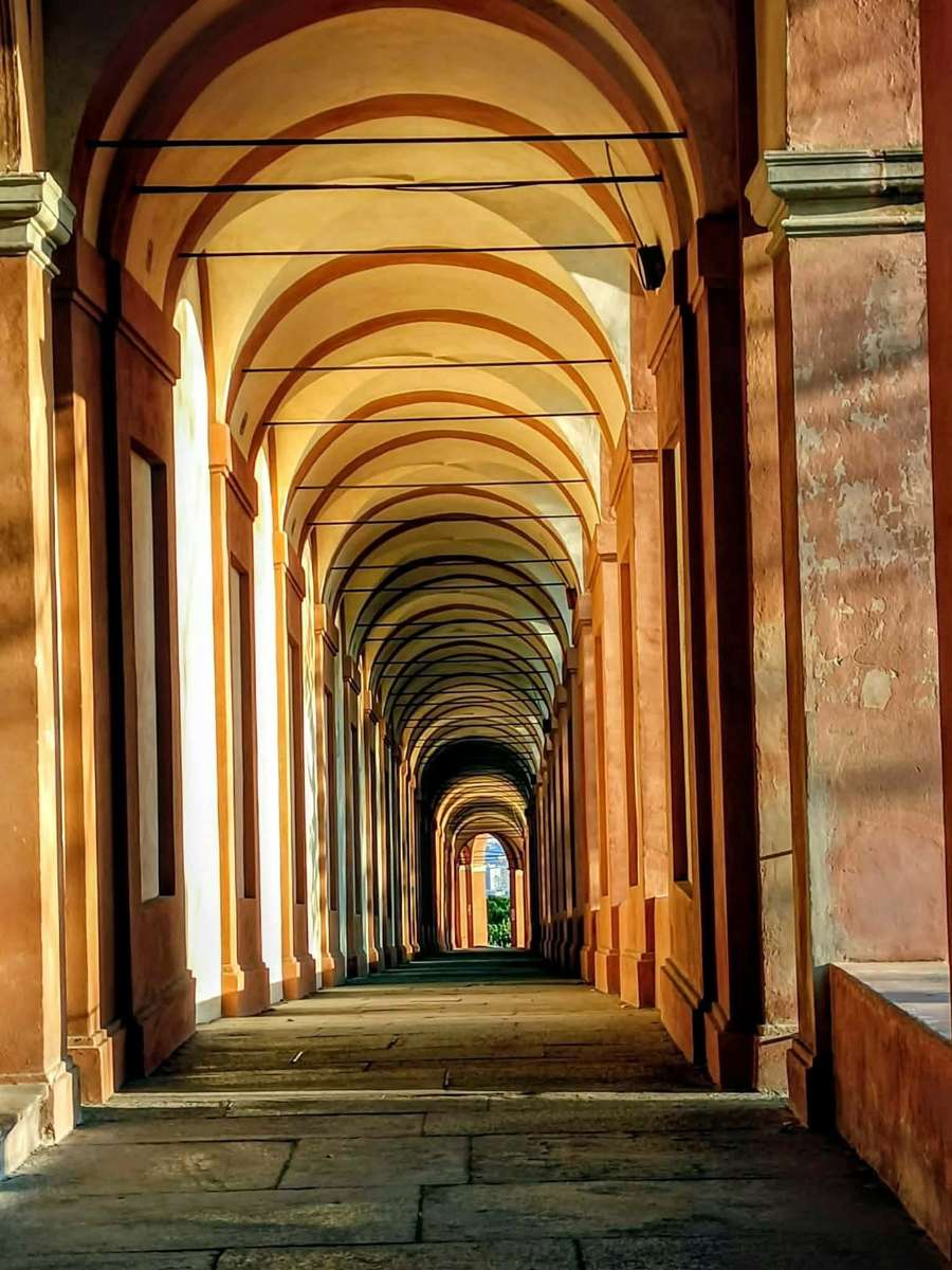 Les célèbres arcades de Bologne puzzle en ligne