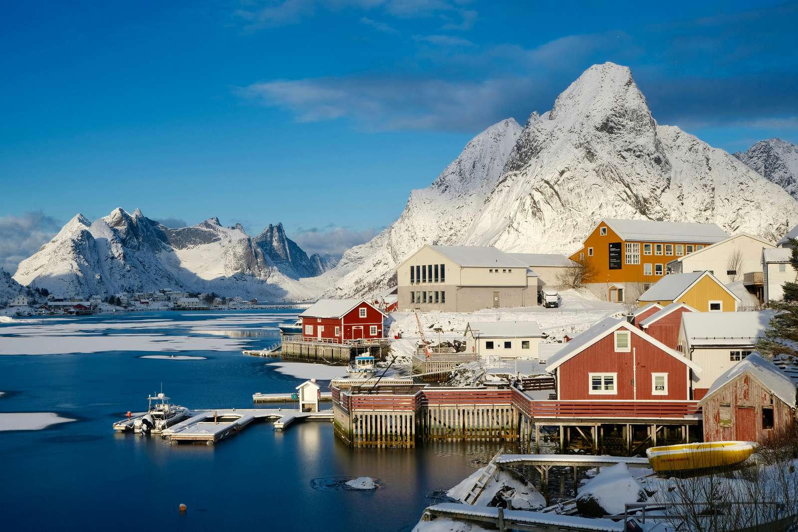 Reine, Norsko online puzzle