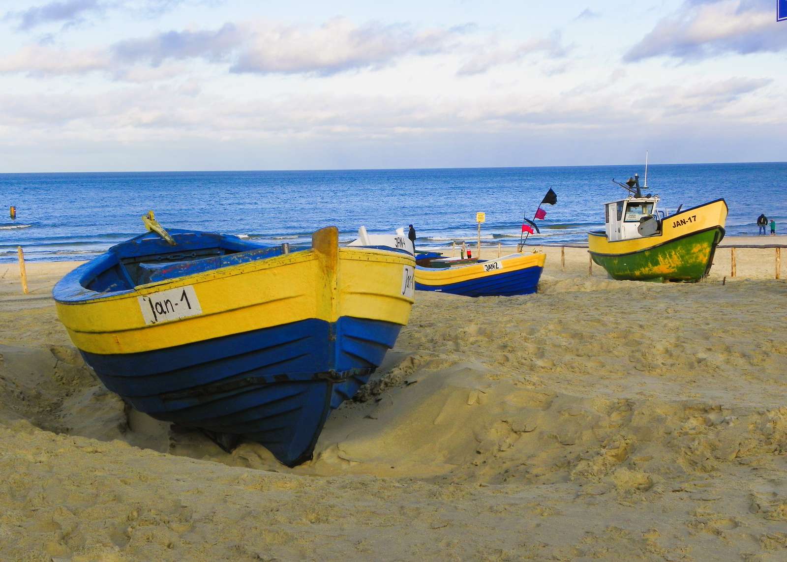 Łodzie zimą puzzle online