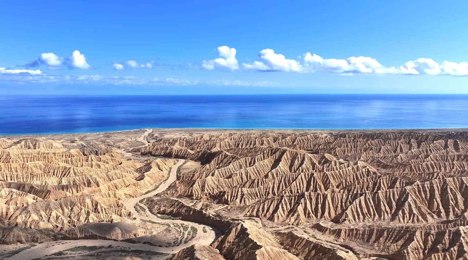 Jezioro Issyk-Kul puzzle online