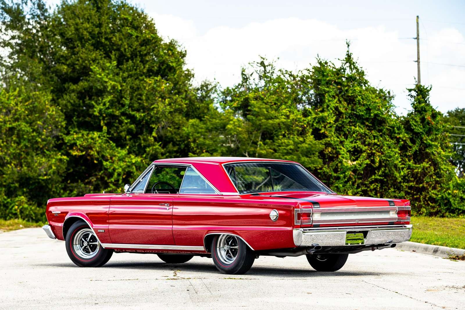 Dwudrzwiowy Plymouth Belvedere GTX 1967 puzzle online