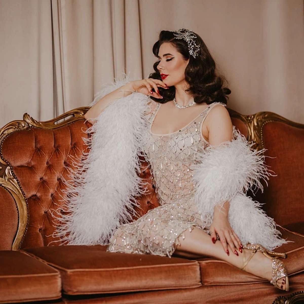 burlesque style online puzzle