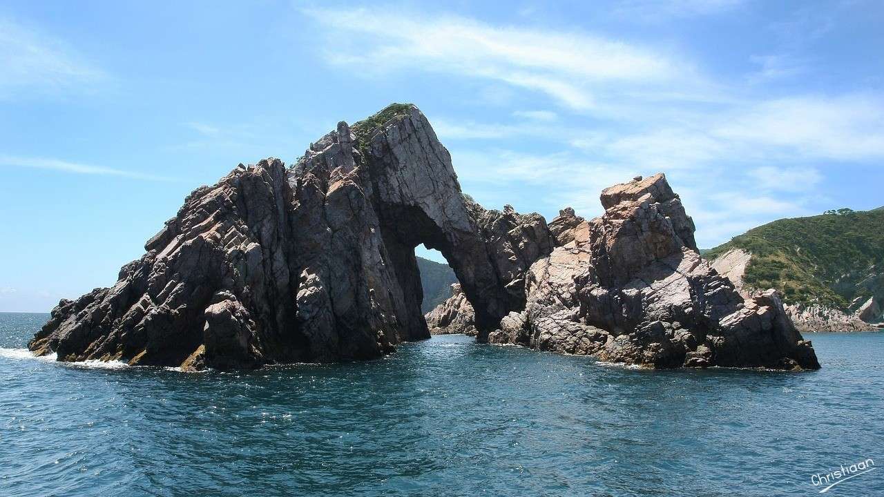 Mer, île, rochers. puzzle en ligne