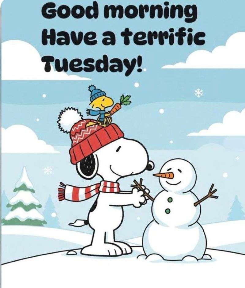 Snoopy construye un muñeco de nieve rompecabezas en línea