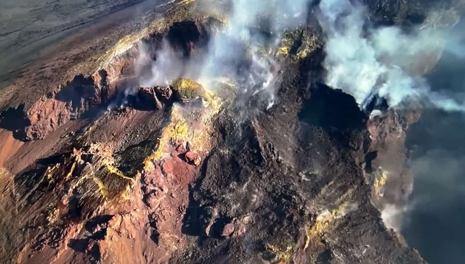 active volcano jigsaw puzzle online