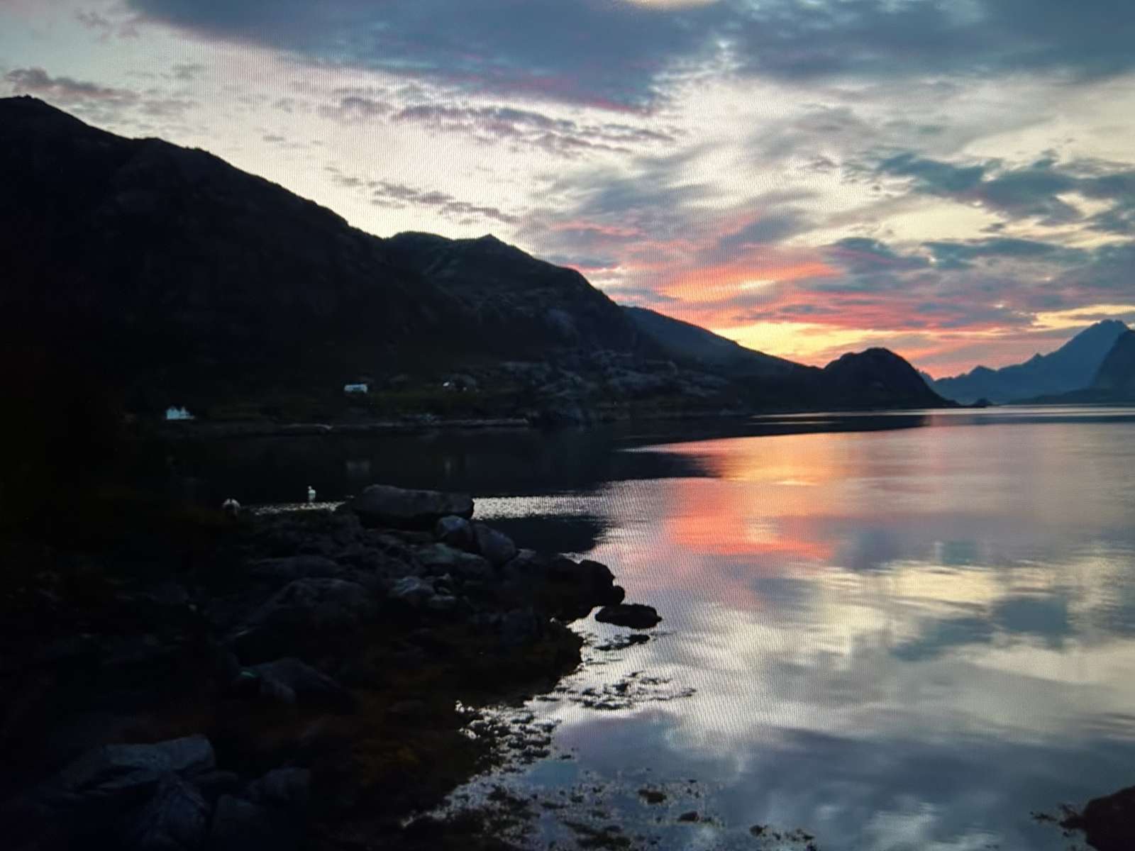 mountains and sea jigsaw puzzle online