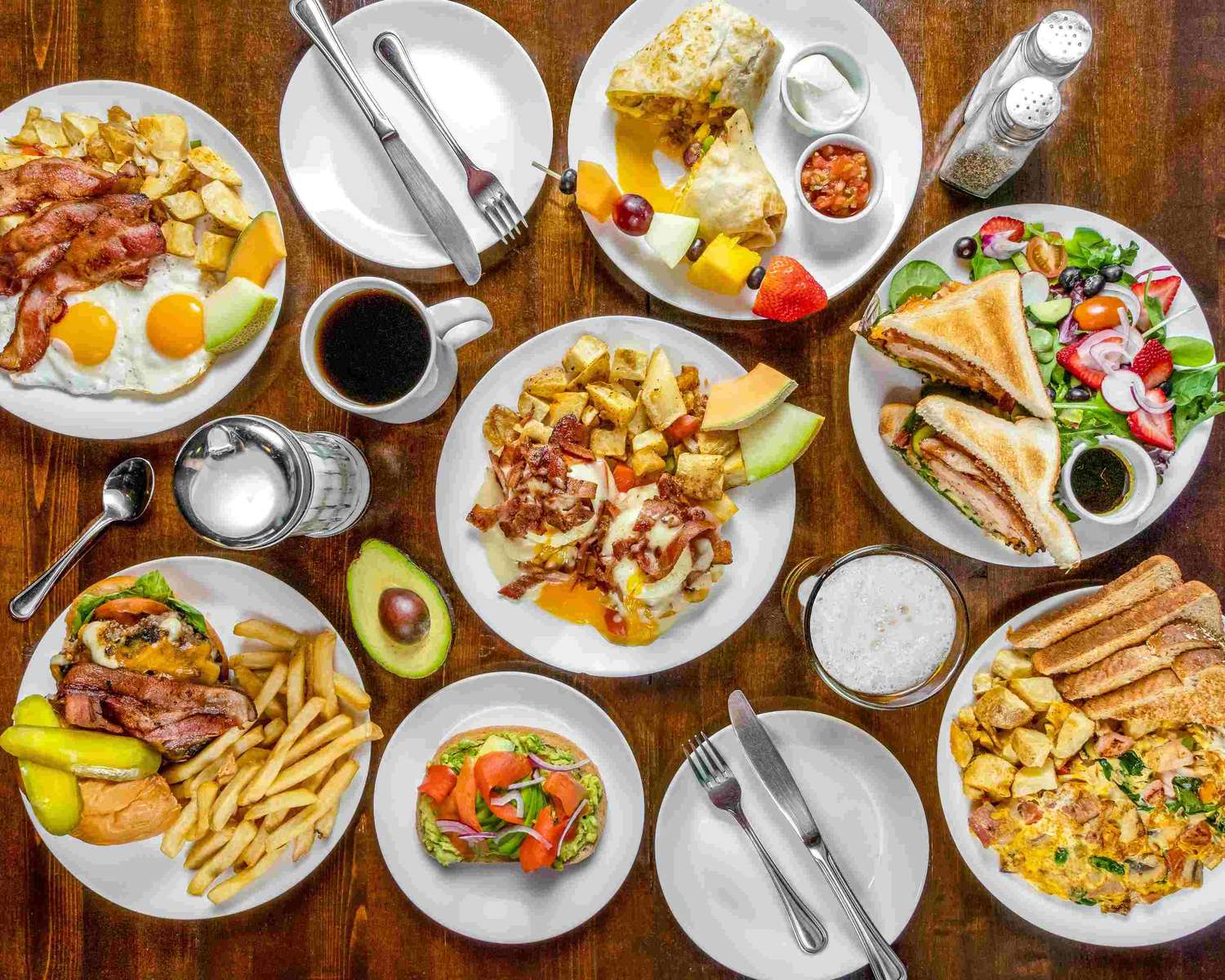 Brunch tányérok kirakós online