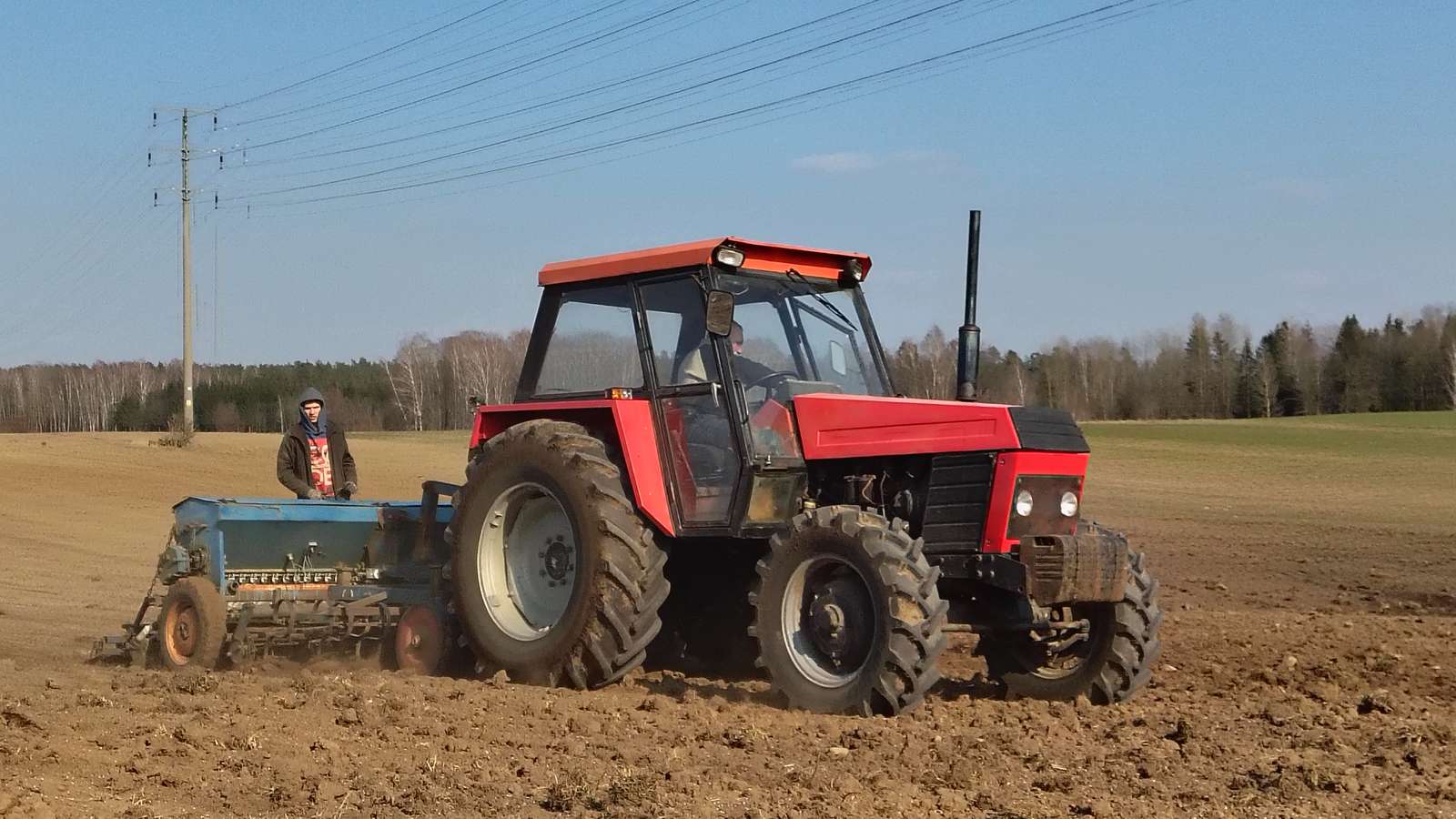 Ursus mit einer Sämaschine Online-Puzzle