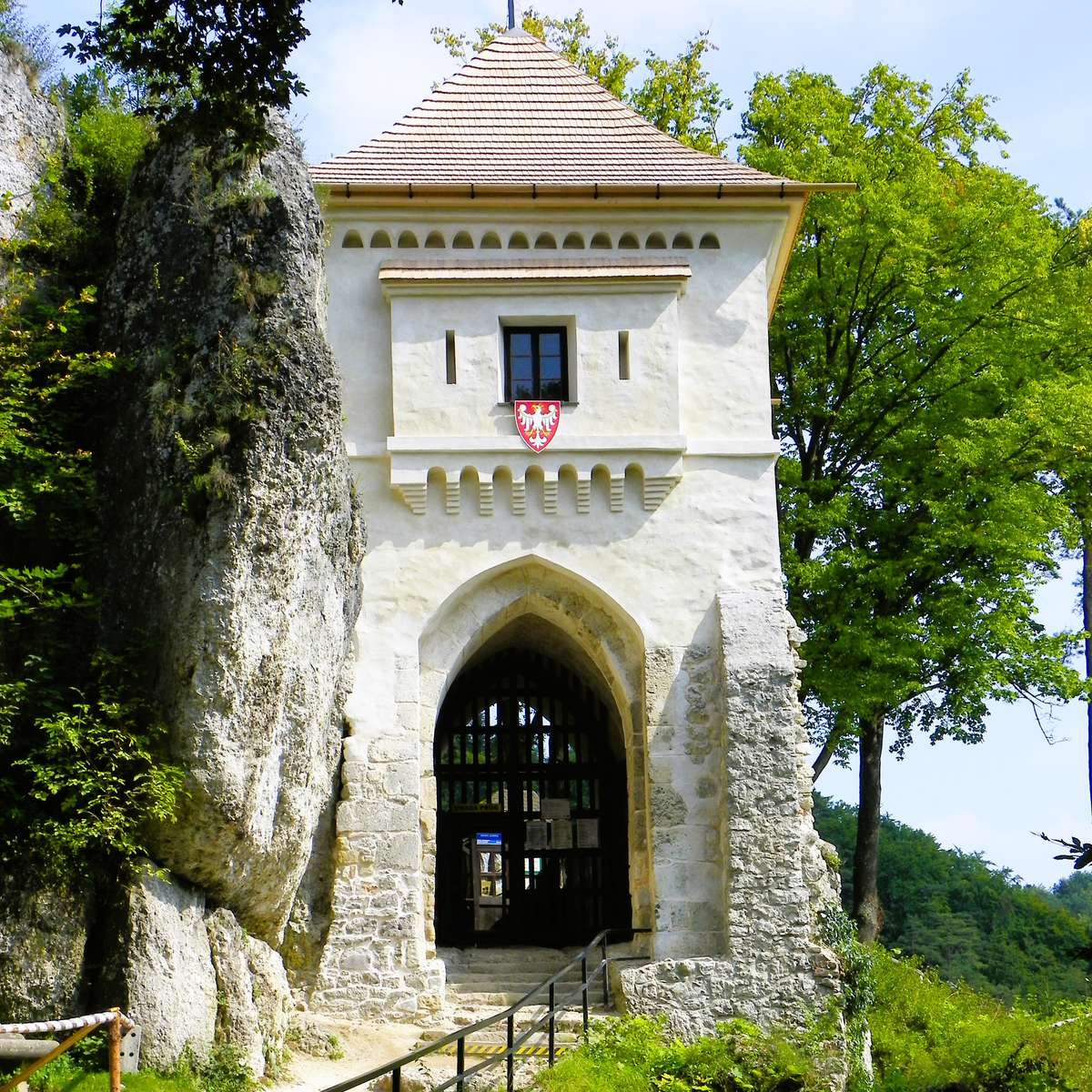 Castle in Ojców jigsaw puzzle online