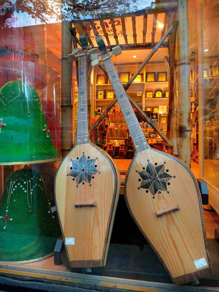 Chonguri is a Georgian folk musical instrument jigsaw puzzle online