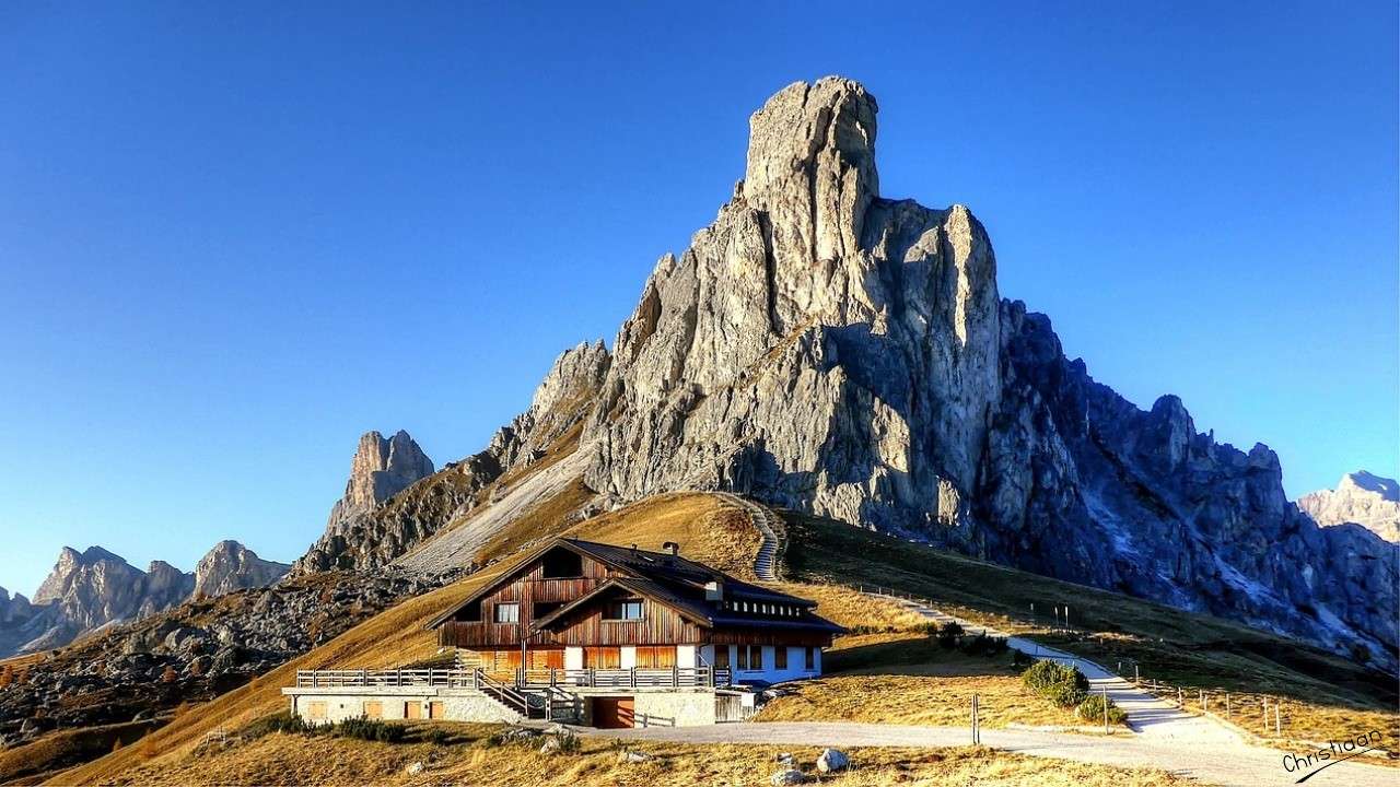 Ra gusela, Passo giau, Dolomites. jigsaw puzzle online