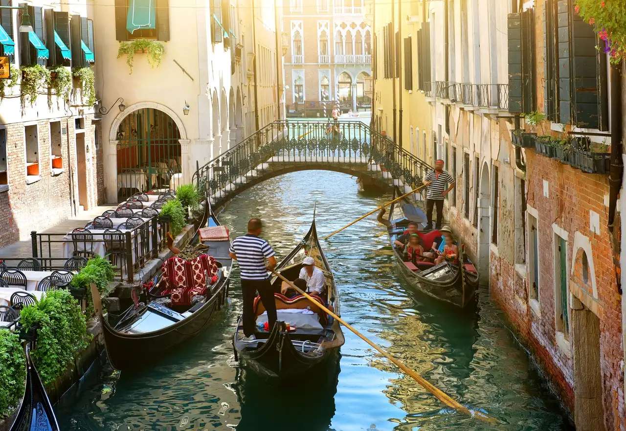 Canale veneziano tradizionale puzzle online