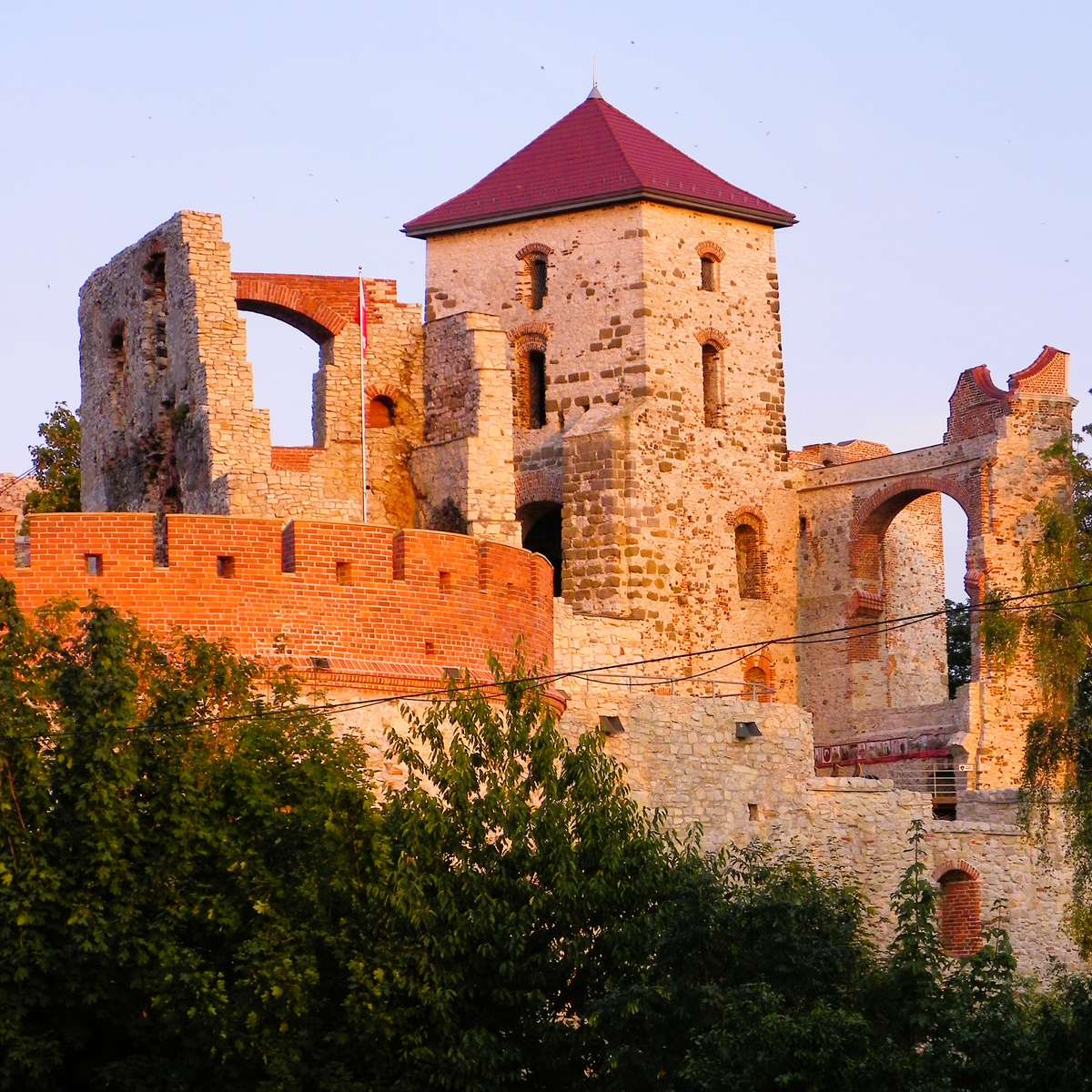 Ruinas de Tenczyn rompecabezas en línea