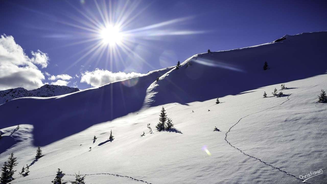 Snow landscape, winter, snow. jigsaw puzzle online