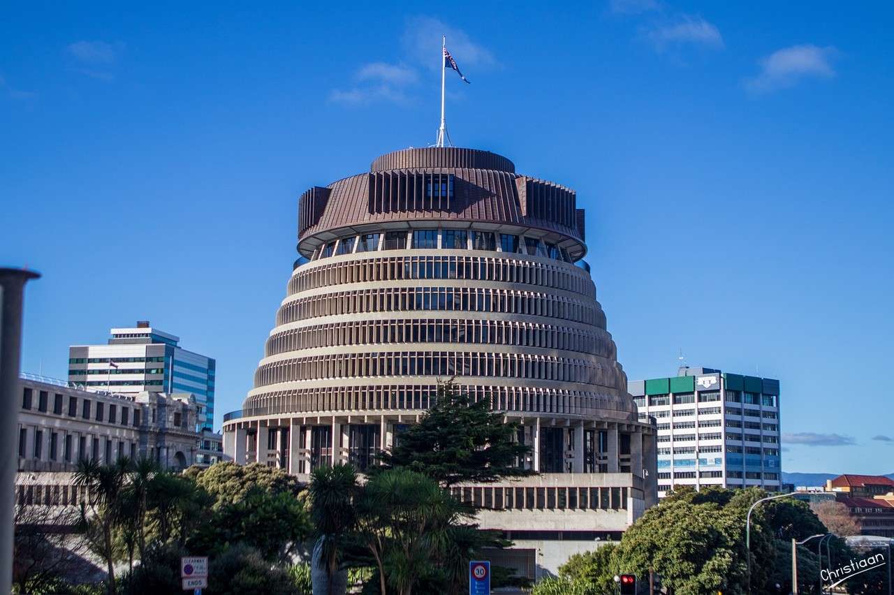 The Beehive, Nový Zéland, Wellington. online puzzle