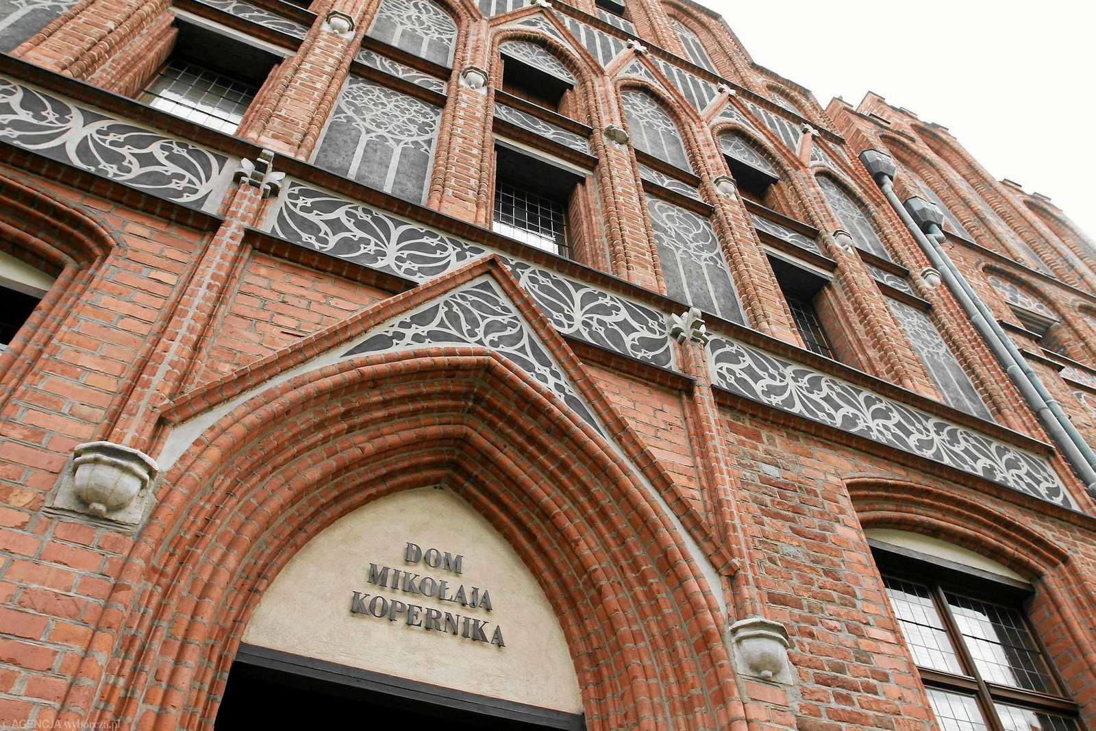 Casa de M. Copérnico em Toruń. Local de nascimento. puzzle online