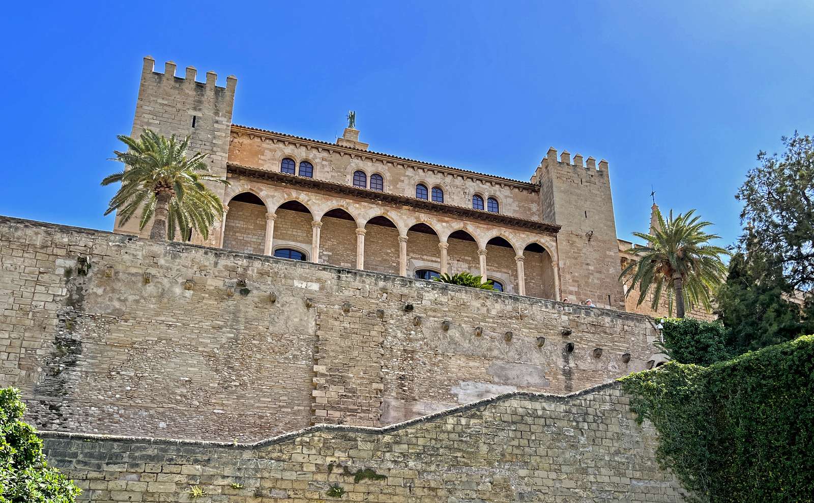 Palácio Real da Almudaina puzzle online