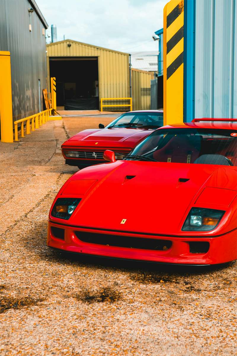 ferrari red classic car online puzzle