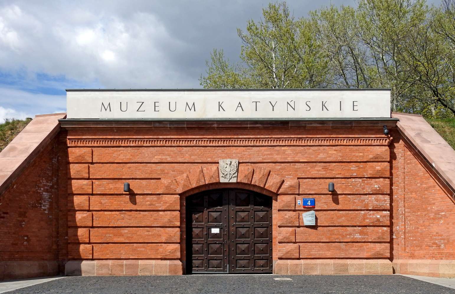 Warszawa - Katyn Museum pussel på nätet