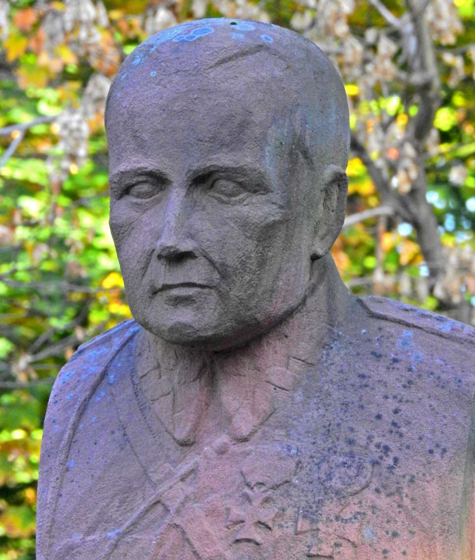 Busto do coronel engenheiro Ignacy Boerner quebra-cabeças online