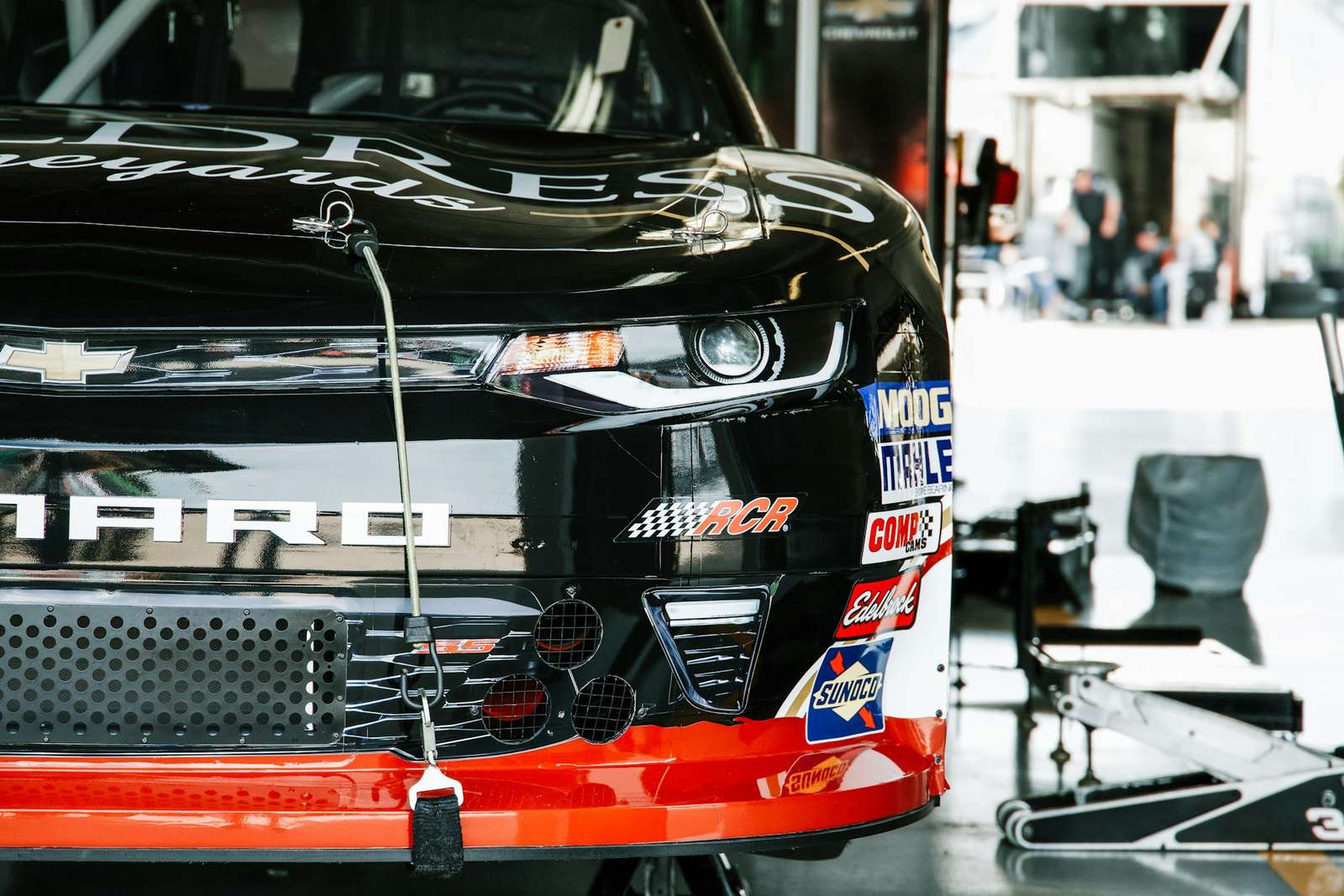 black red nascar car online puzzle