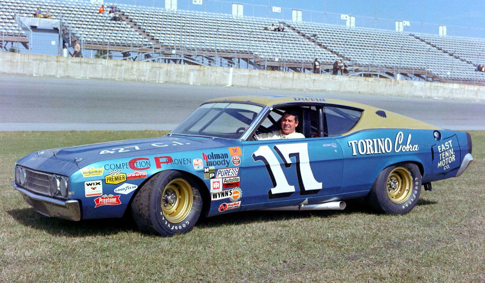 NASCAR 1969 Ford Torino Talladega David Pearson Puzzlespiel online