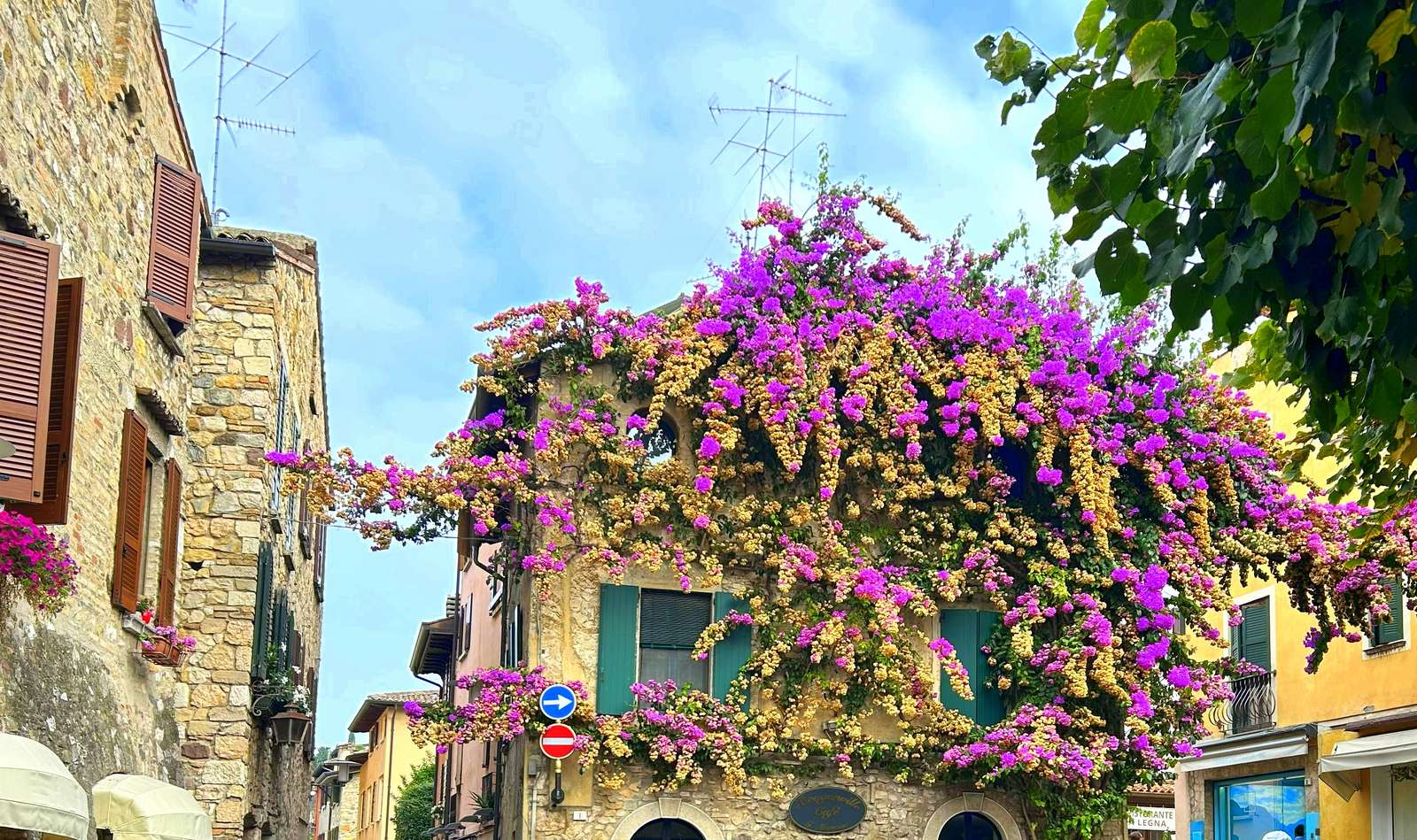 Maison des Fleurs à Sirmione puzzle en ligne